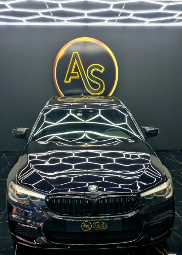 BMW 520 d Pack Desportivo M Performance 37