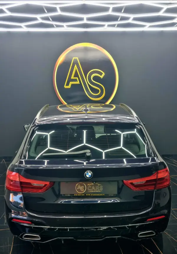 BMW 520 d Pack Desportivo M Performance 40