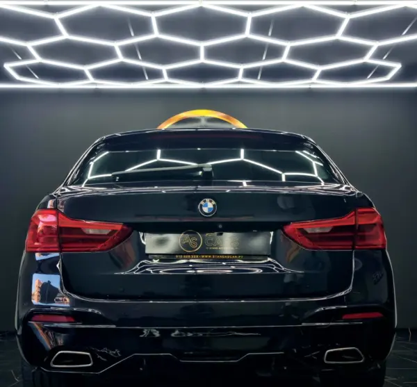 BMW 520 d Pack Desportivo M Performance 47