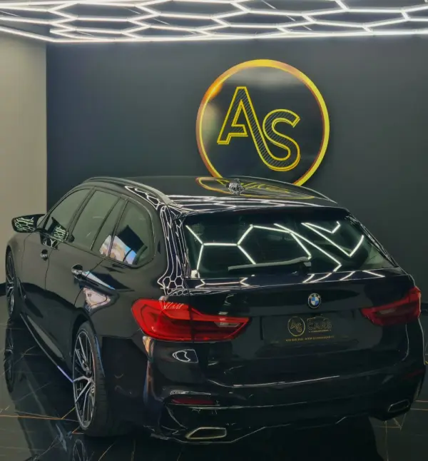 BMW 520 d Pack Desportivo M Performance 51