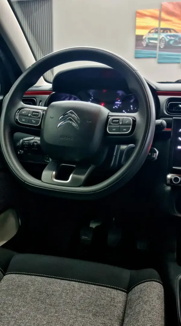 Citroën C3 1.2 PureTech C-Series 11