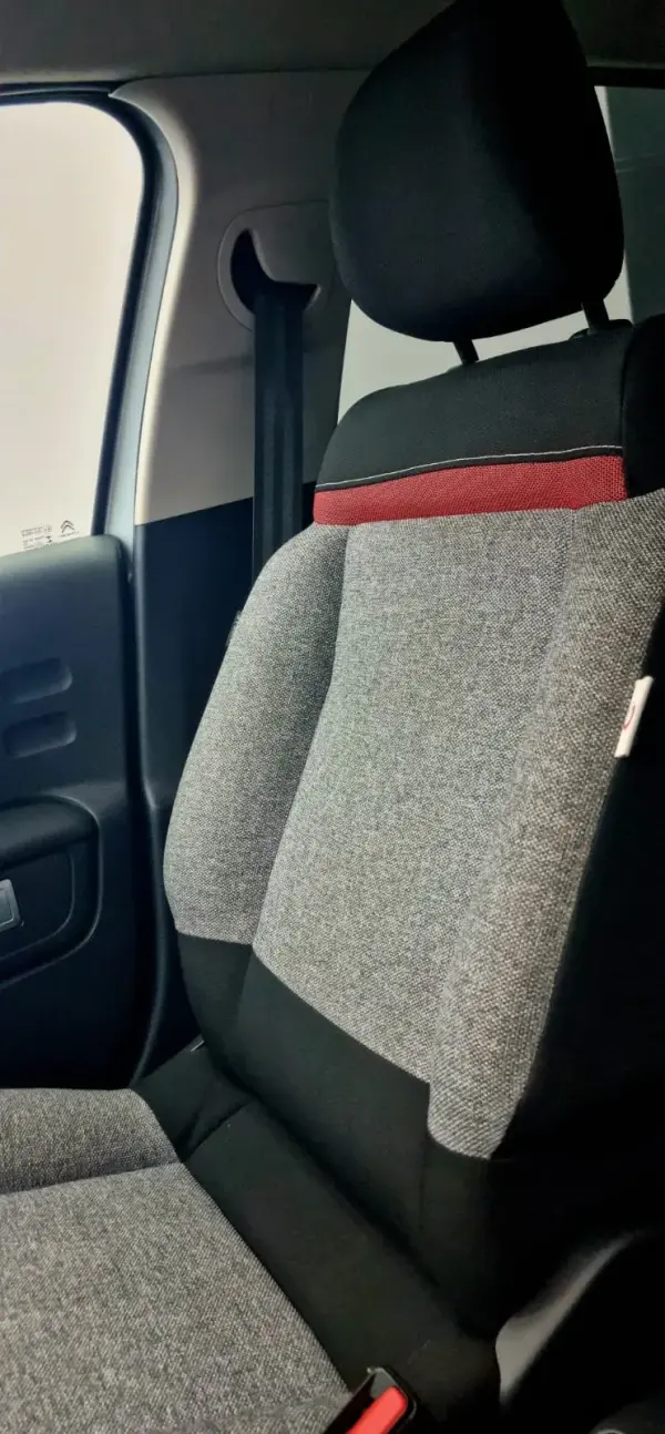 Citroën C3 1.2 PureTech C-Series 17