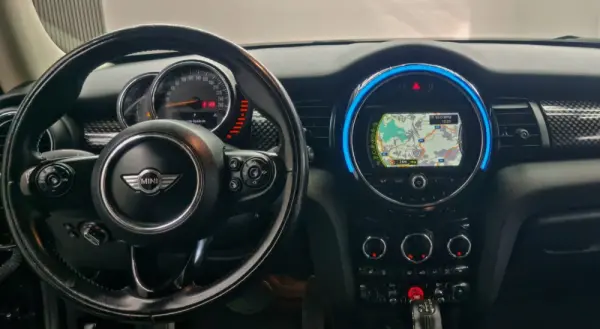 MINI 3 Portas Cooper S Auto 8