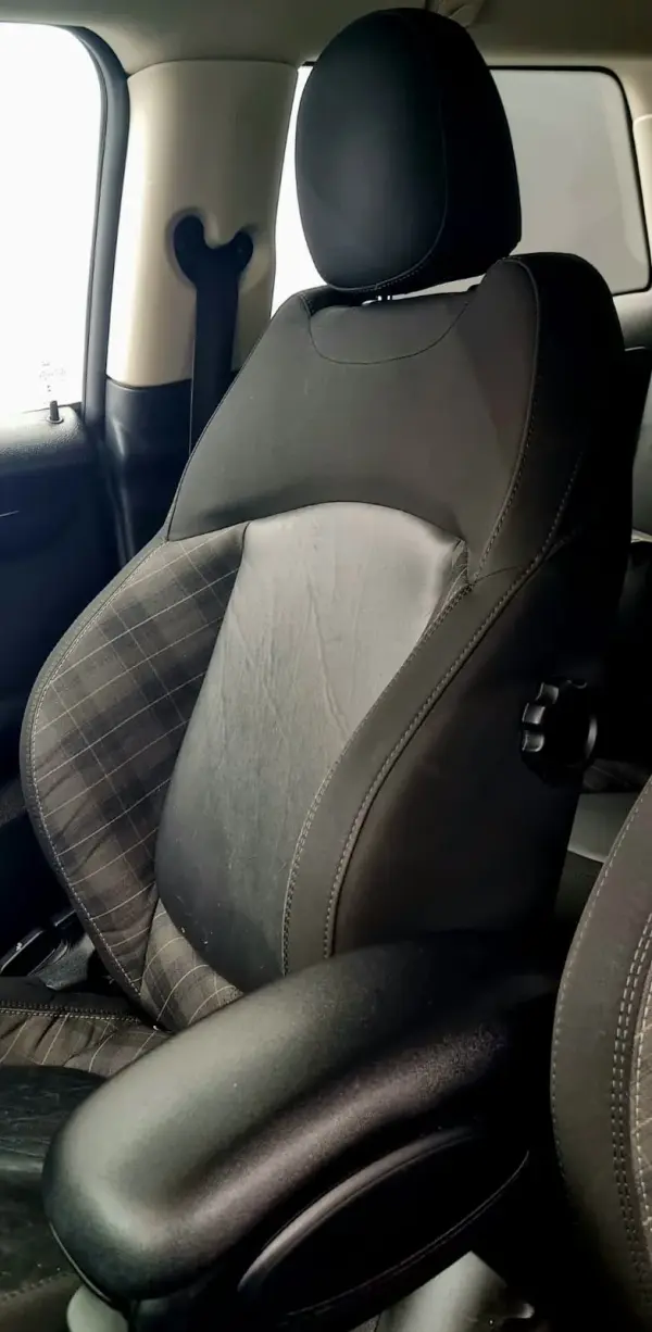 MINI 3 Portas Cooper S Auto 17