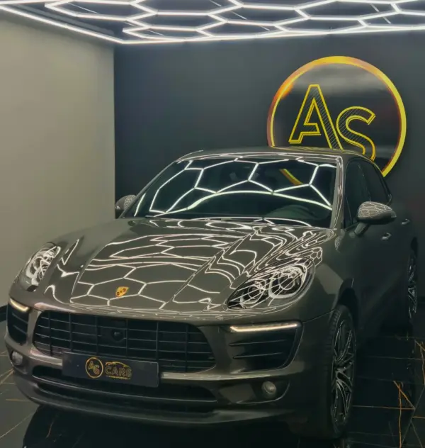 Porsche Macan PDK 37