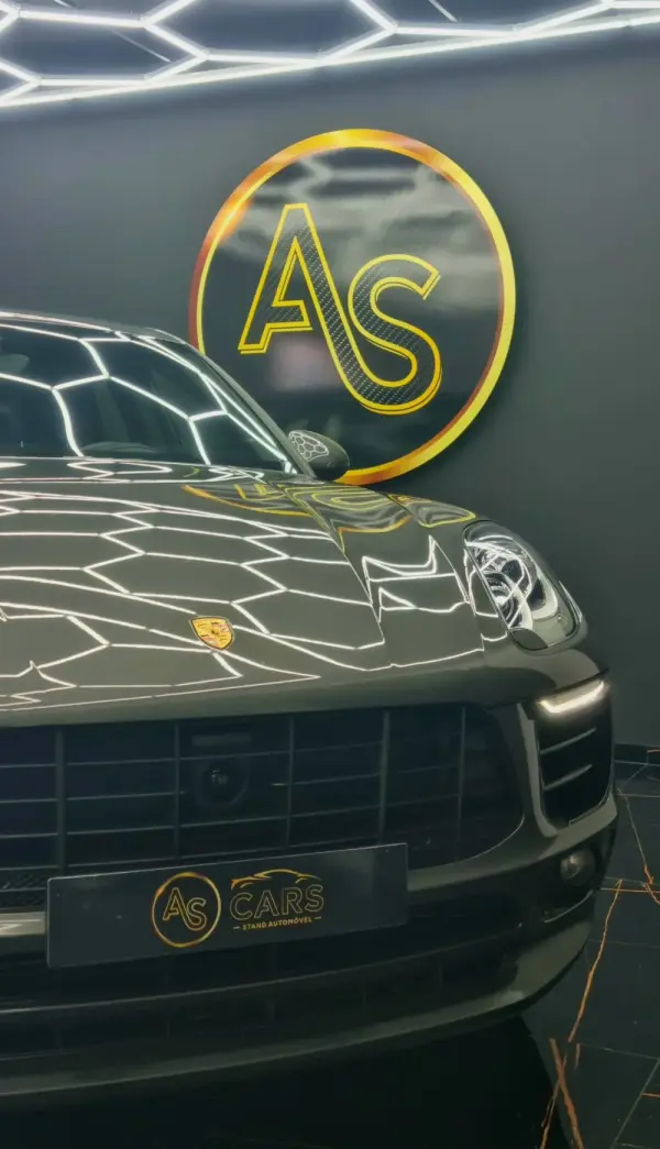 Porsche Macan PDK 39