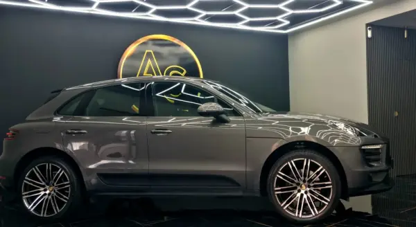 Porsche Macan PDK 40