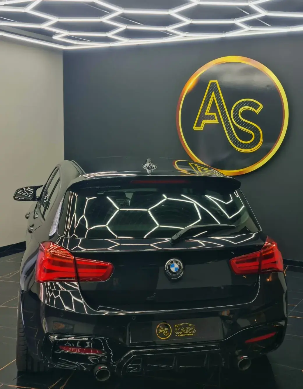 BMW 120 d Pack M Performance 51