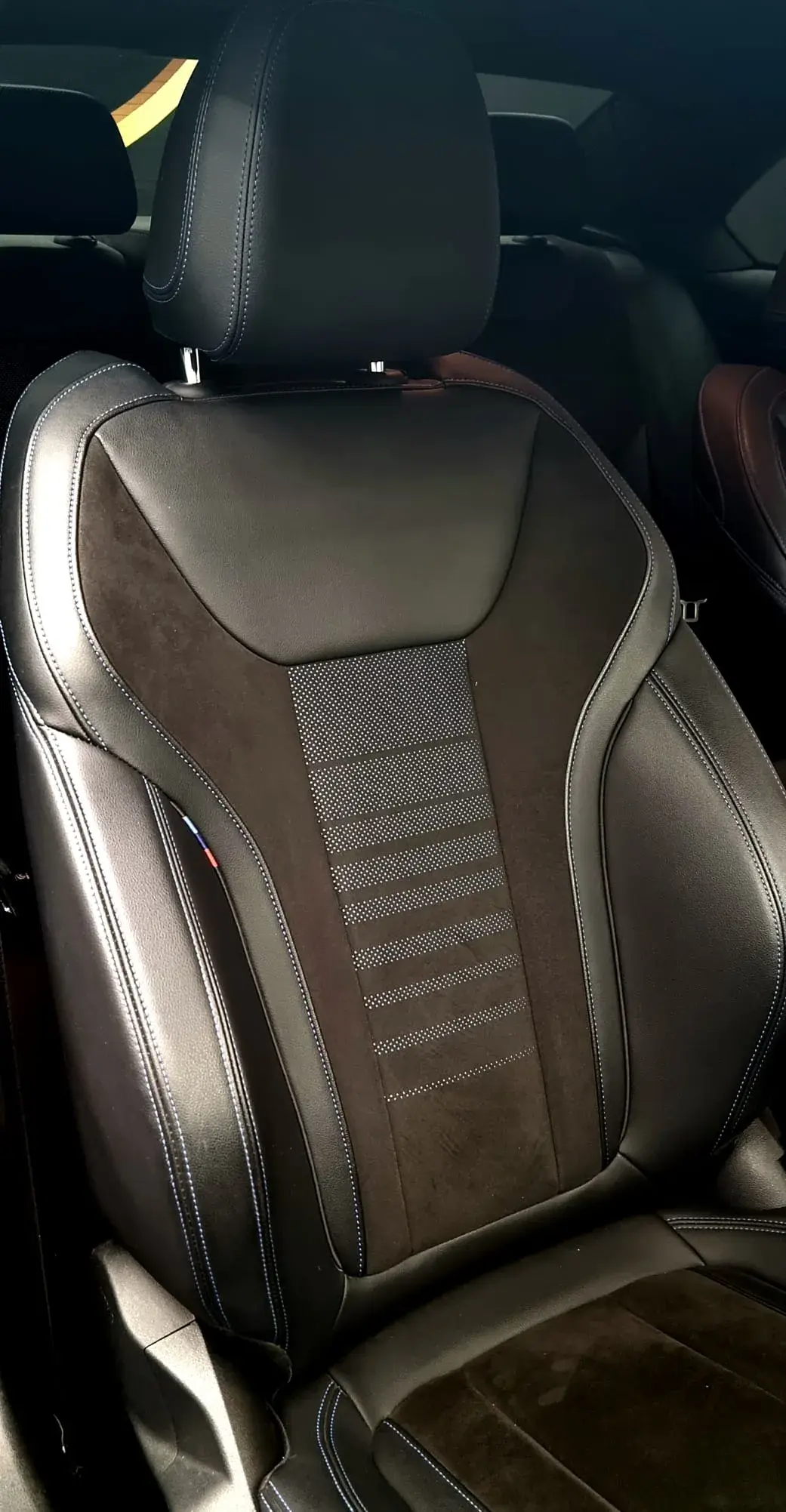 BMW 220 i Pack Desportivo M Pro 38