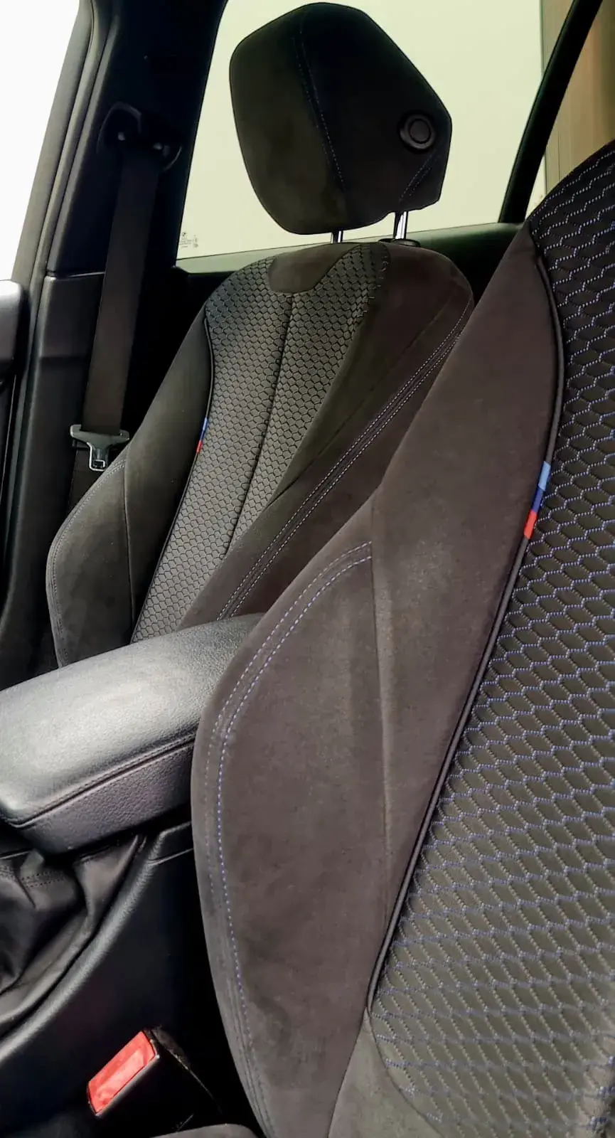 BMW 320 d Pack M Performance 11