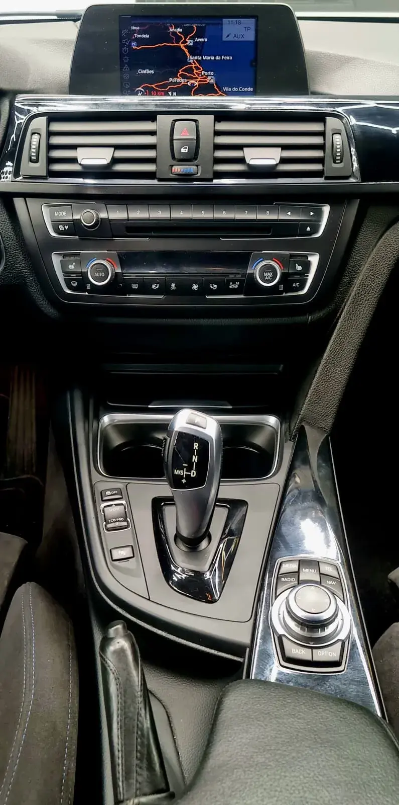 BMW 320 d Pack M Performance 14