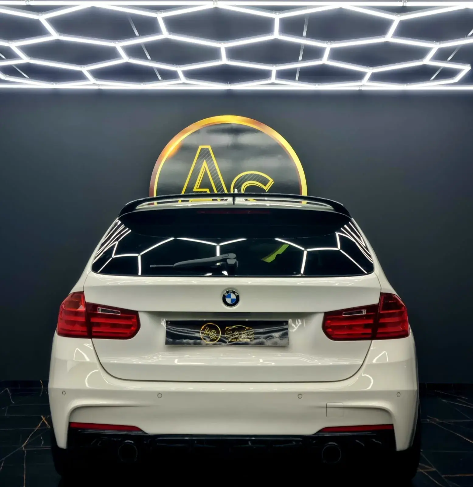 BMW 320 d Pack M Performance 27