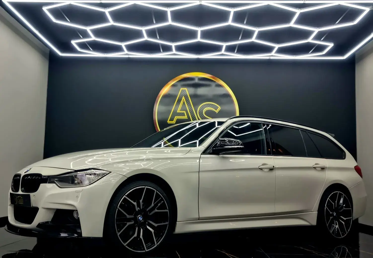 BMW 320 d Pack M Performance 36