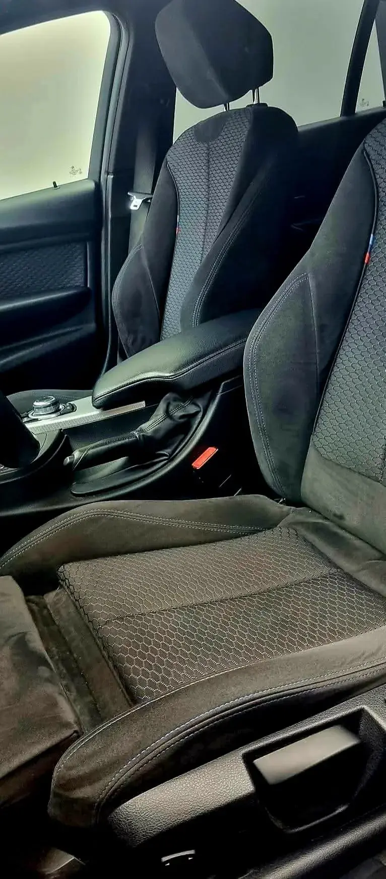 BMW 320 d Pack M Performance 5