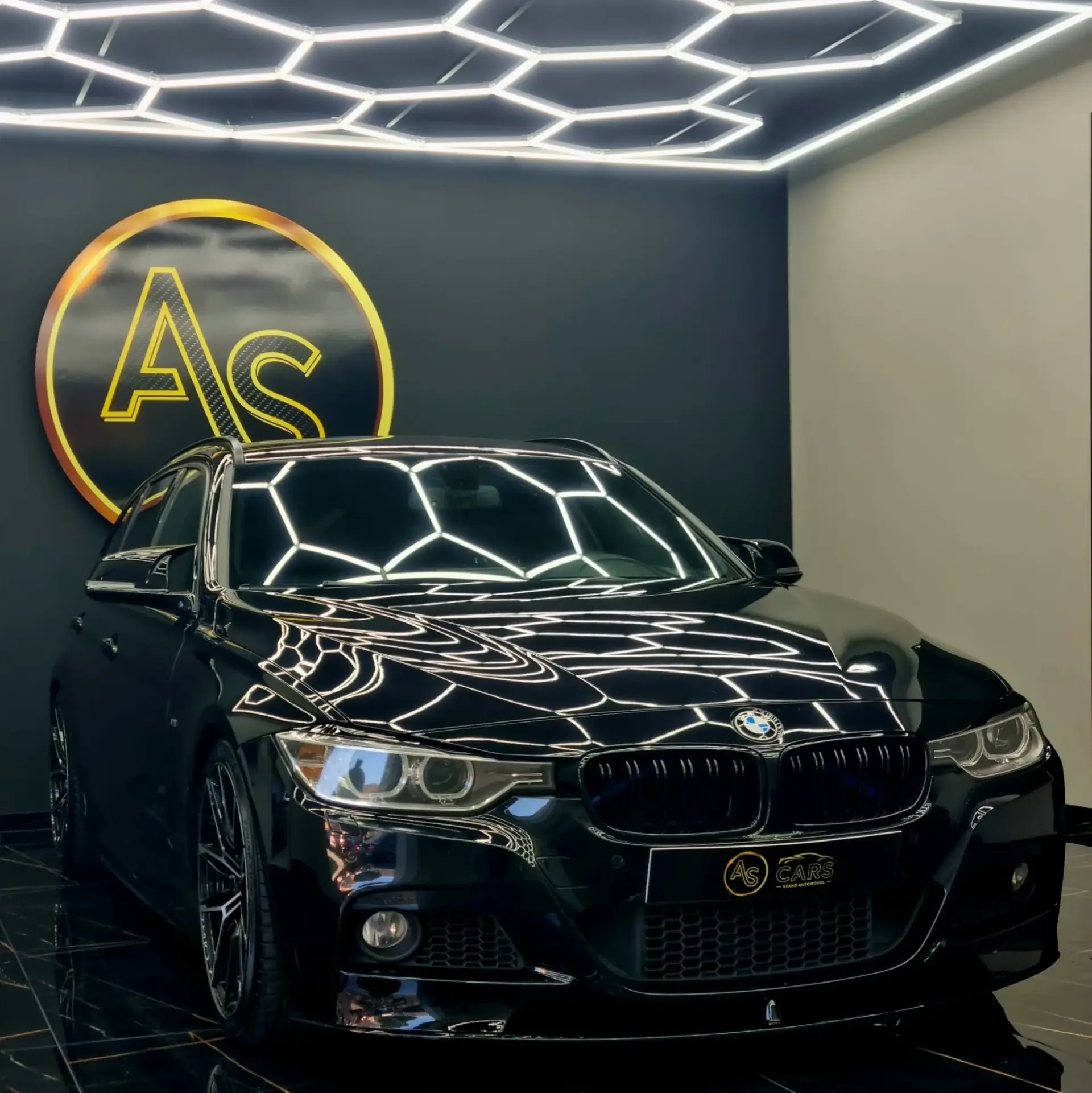 BMW 320 d Pack M Performance 26