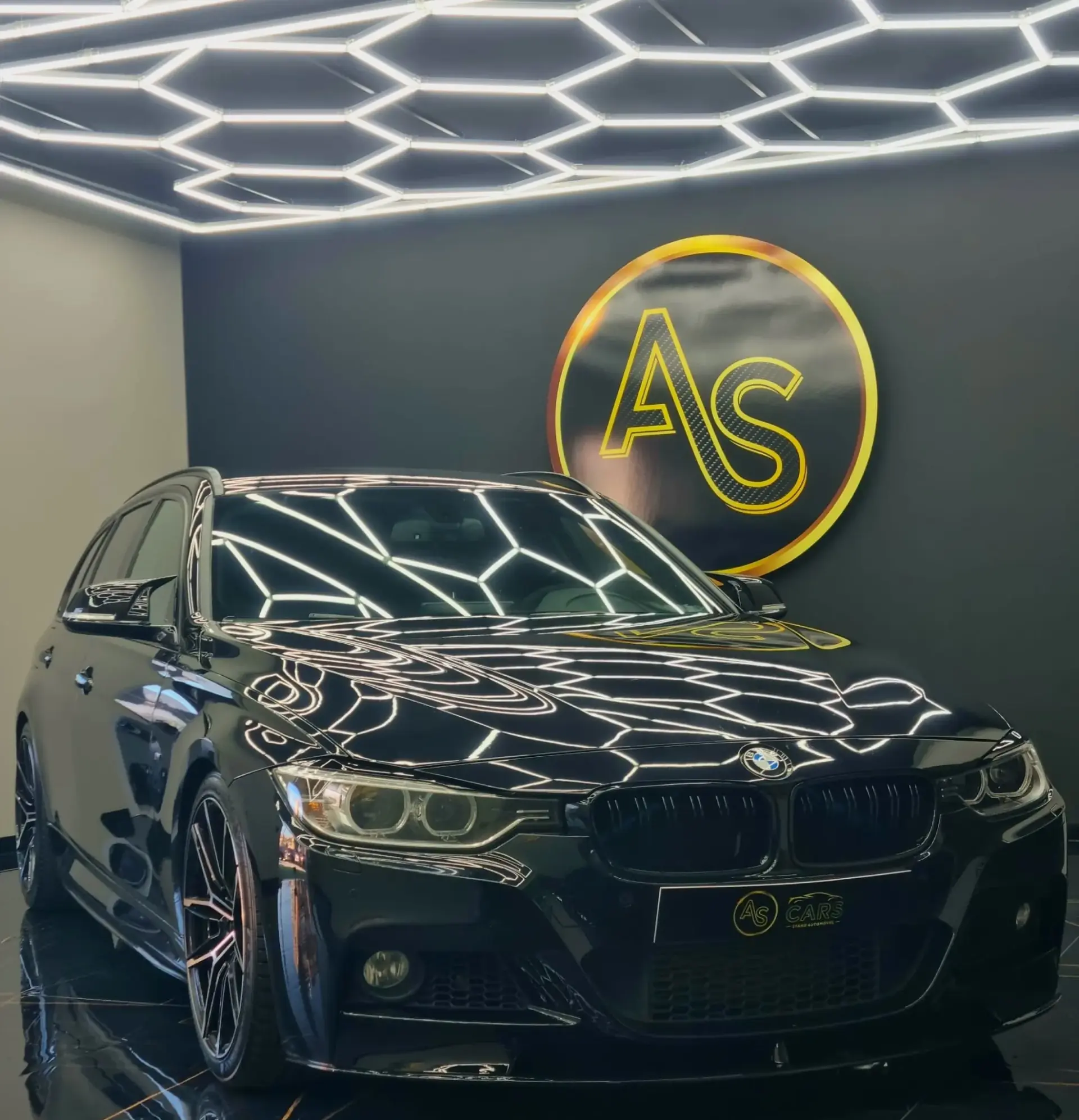 BMW 320 d Pack M Performance 33