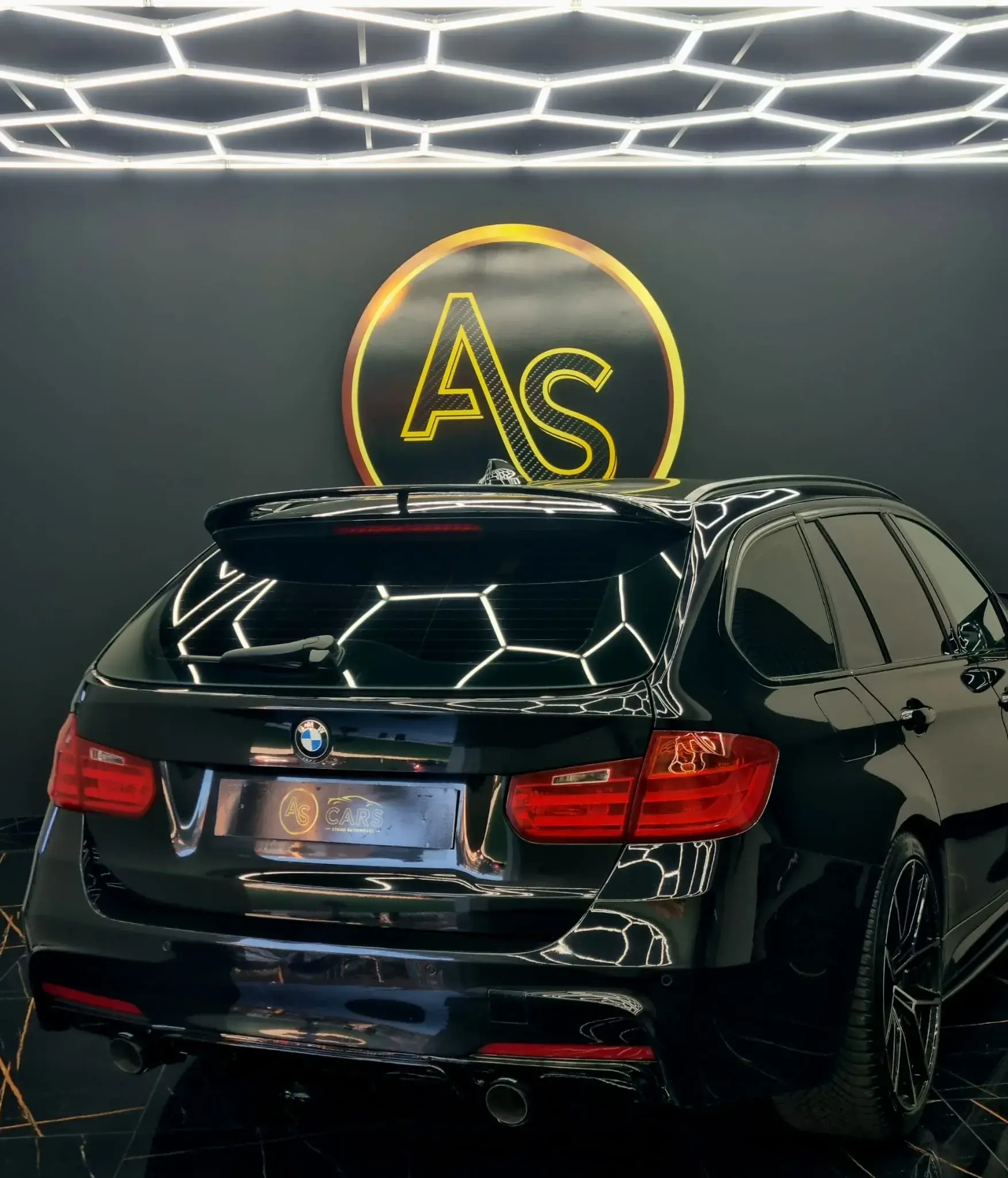 BMW 320 d Pack M Performance 36