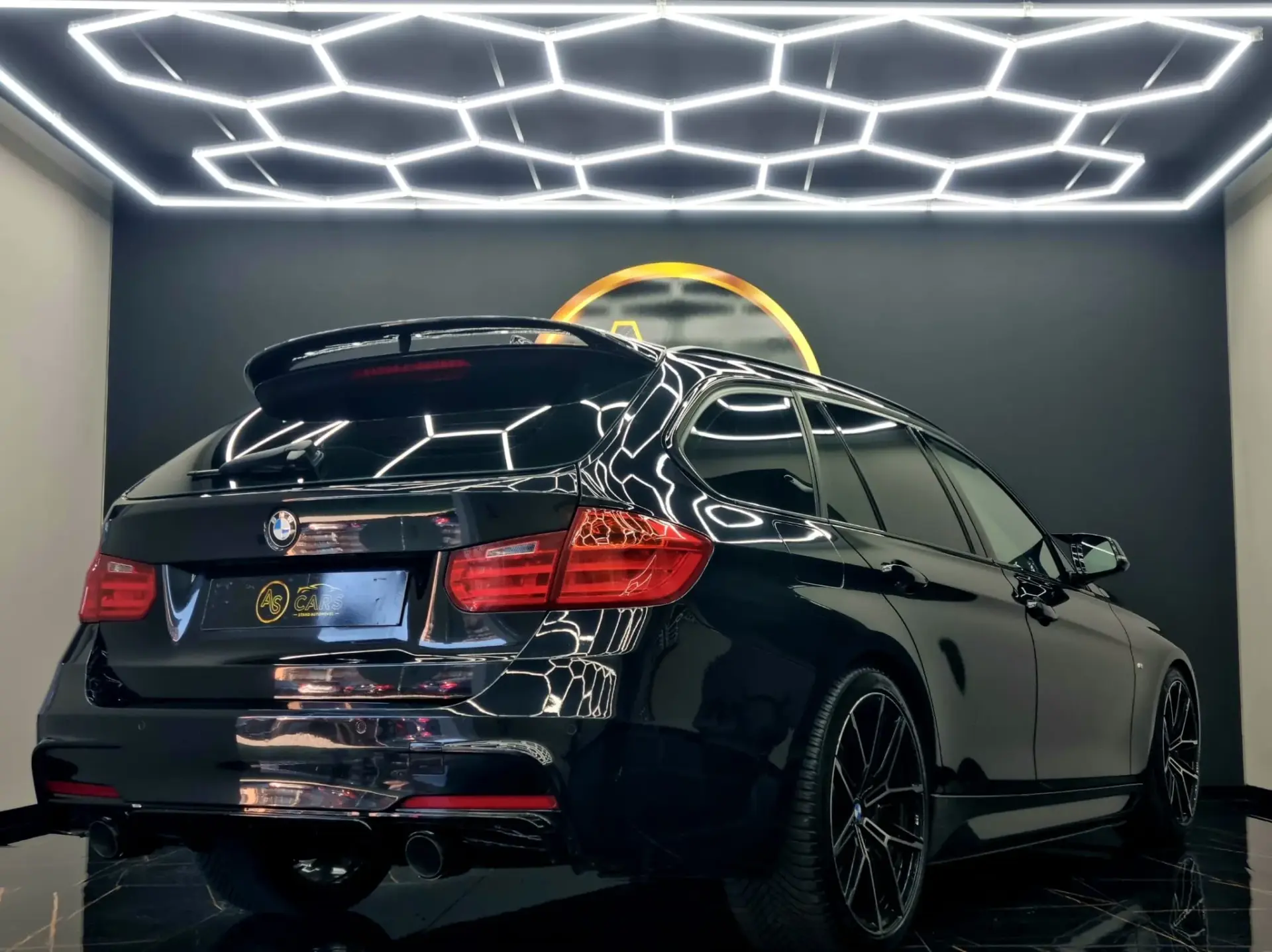 BMW 320 d Pack M Performance 38