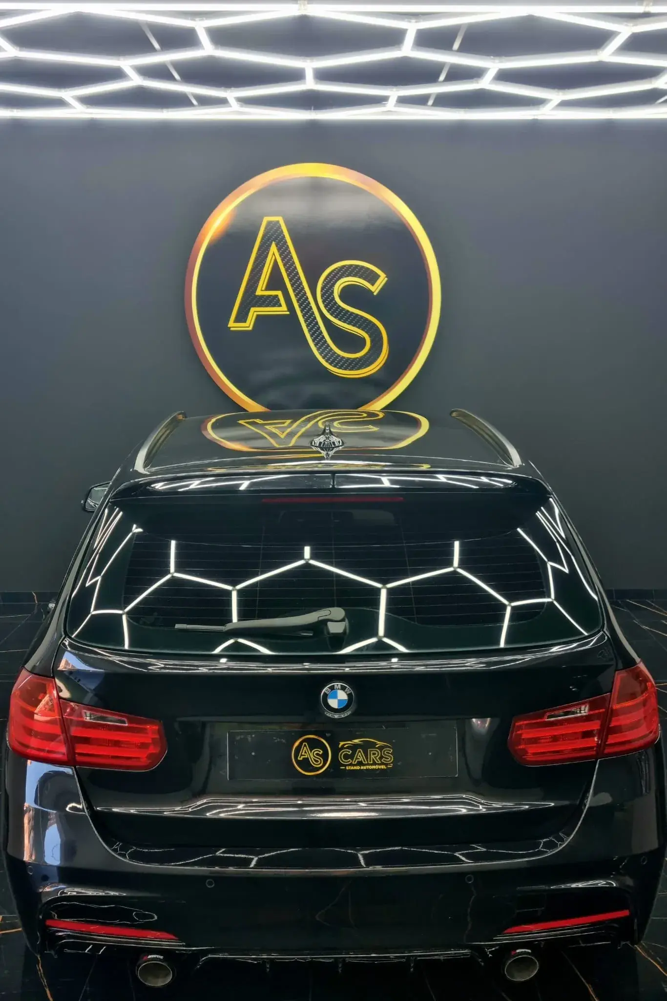 BMW 320 d Pack M Performance 43