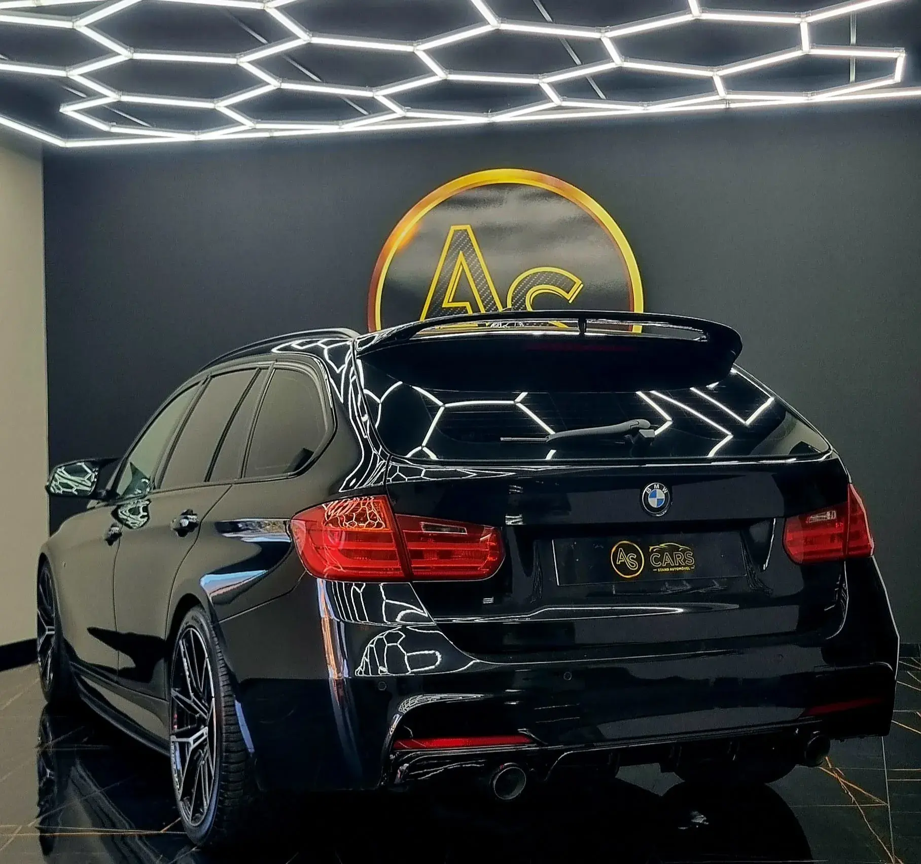 BMW 320 d Pack M Performance 51