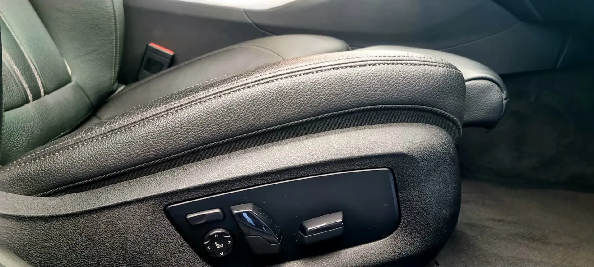 BMW 520 d Pack Desportivo M Performance 11