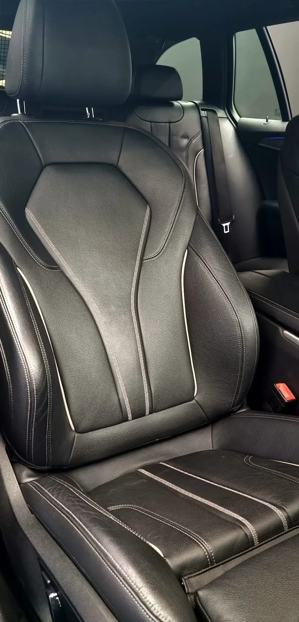 BMW 520 d Pack Desportivo M Performance 12