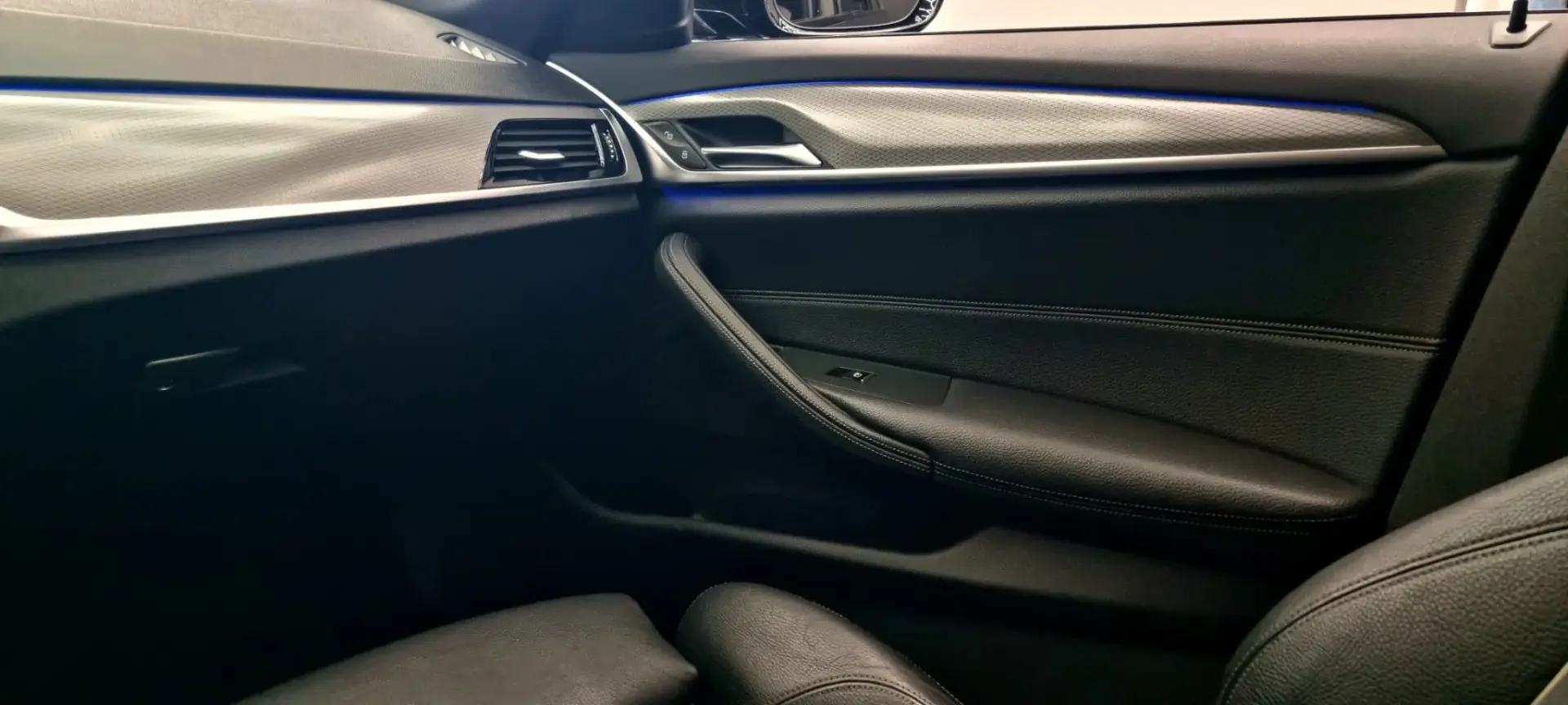 BMW 520 d Pack Desportivo M Performance 21