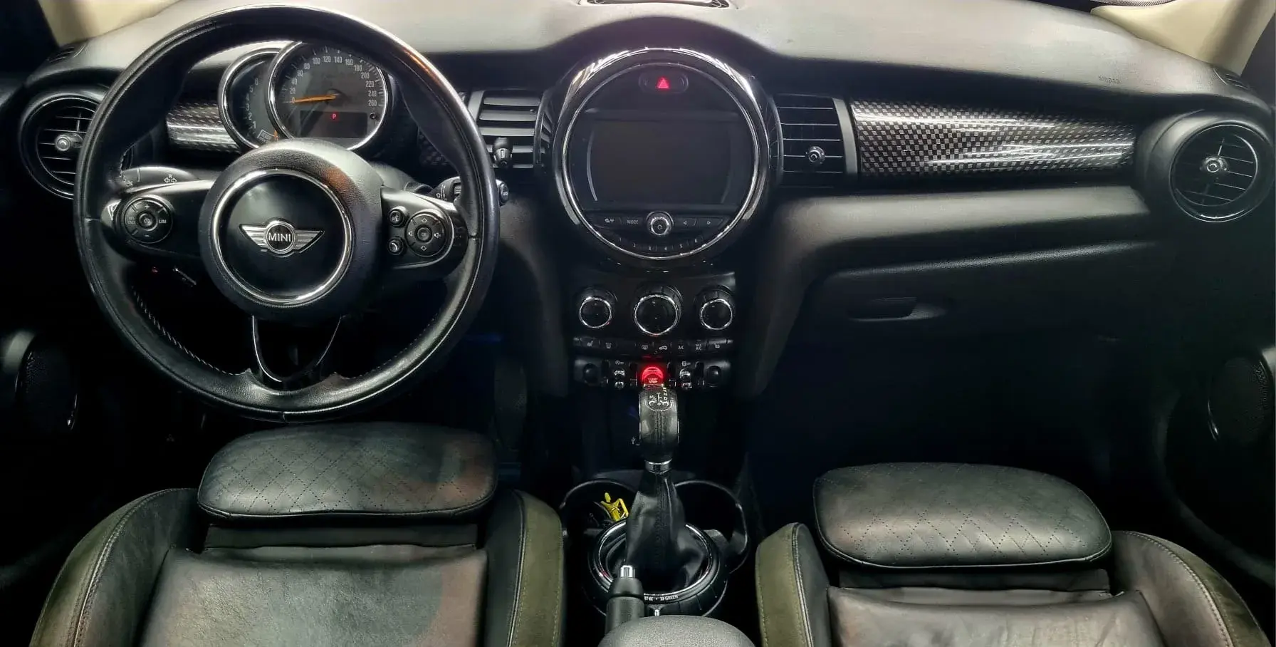 MINI 5 Portas Cooper S Auto 15