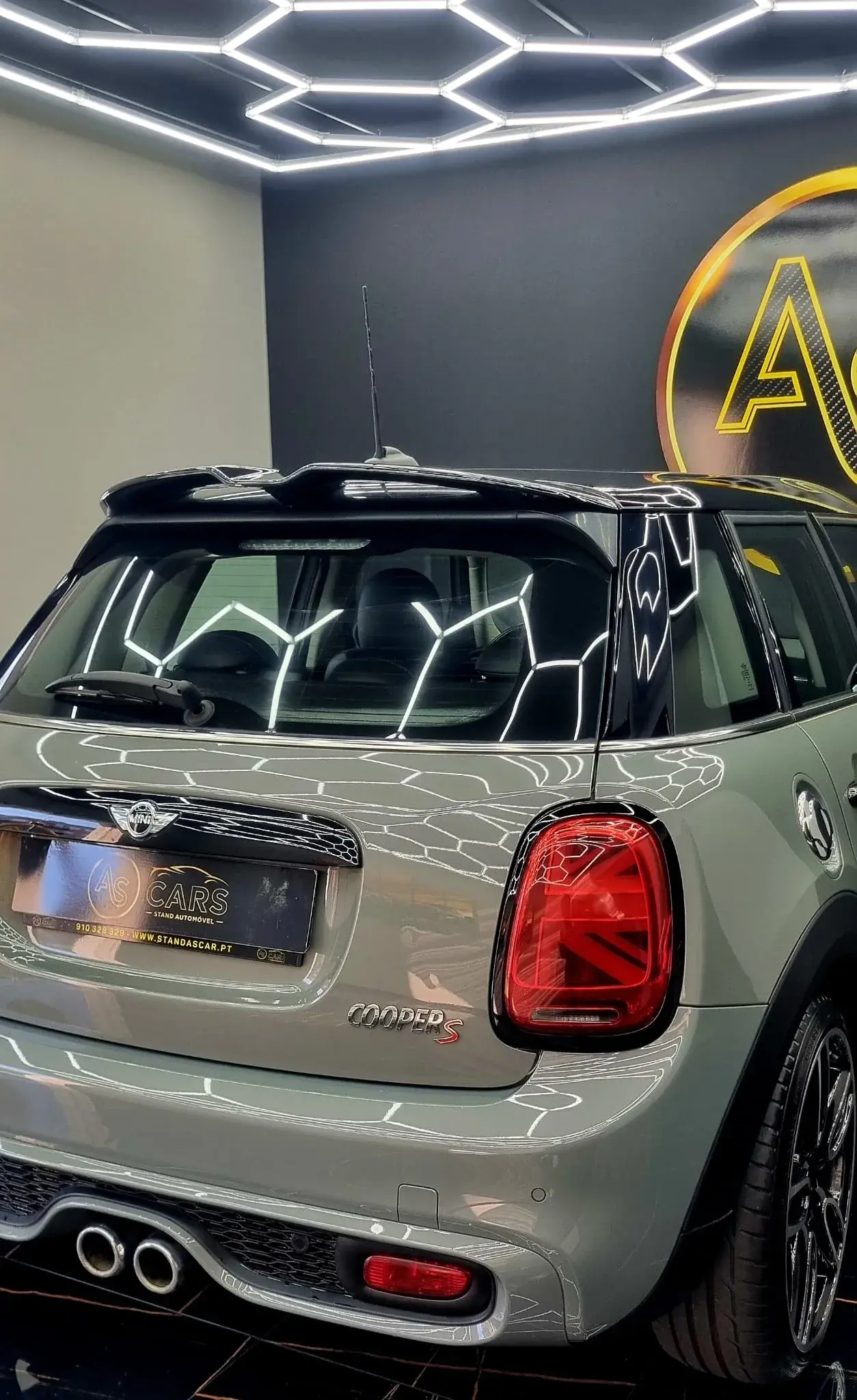 MINI 5 Portas Cooper S Auto 34