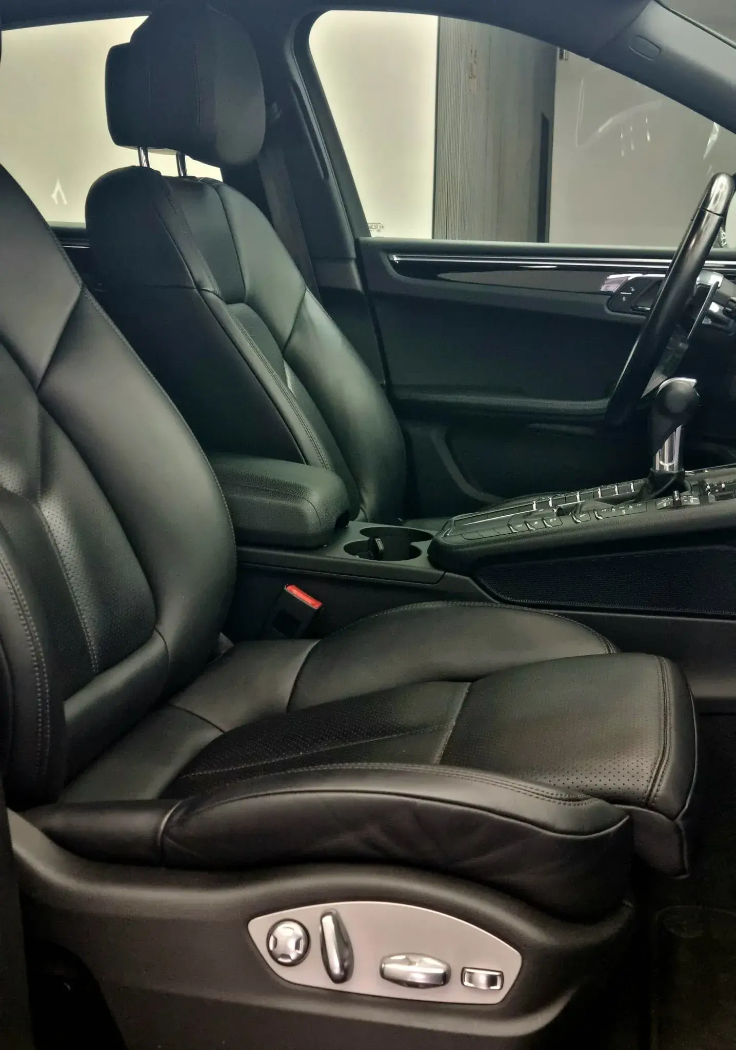 Porsche Macan PDK 15