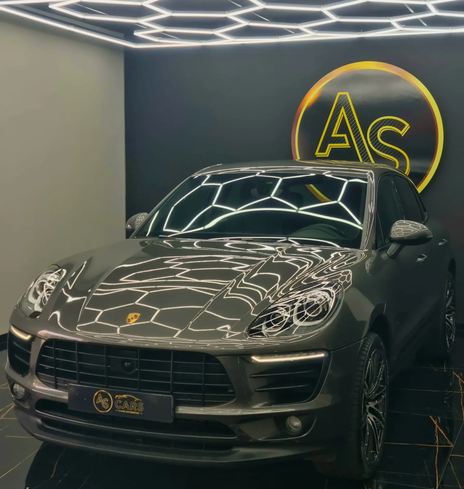 Porsche Macan PDK 37
