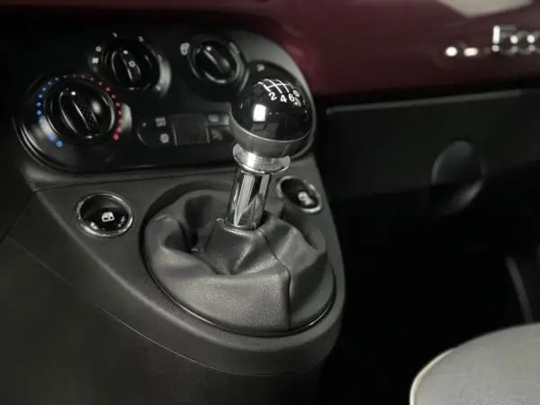 Fiat 500 1.0 Hybrid Lounge 8