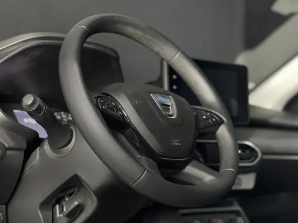 Dacia Sandero 1.0 SCe Essential 5