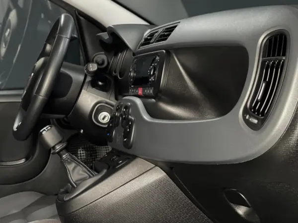 Fiat Panda 1.2 Lounge S&S 8