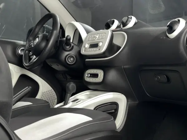 Smart ForTwo Coupé 0.9 Turbo Basis passion 4