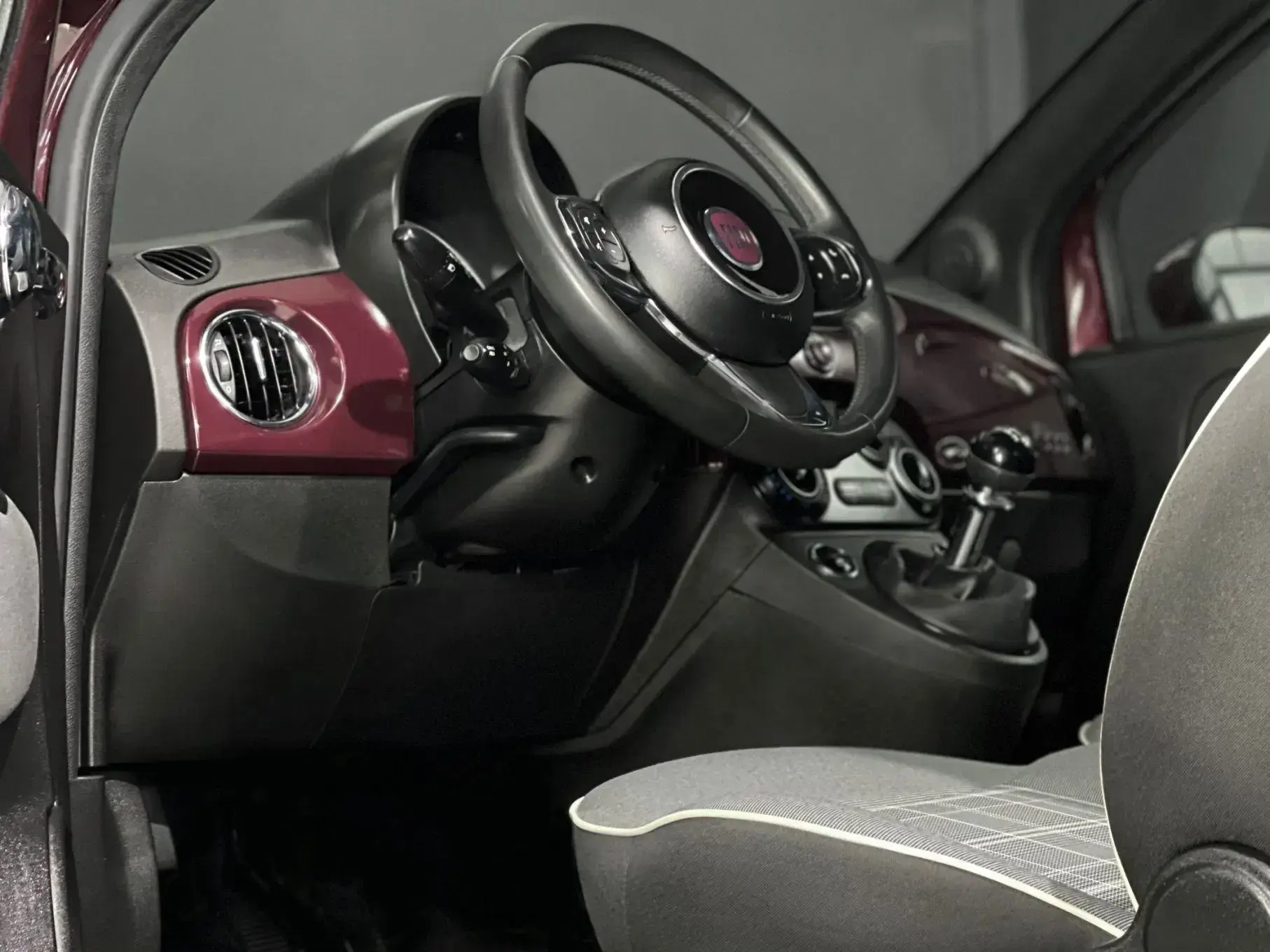 Fiat 500 1.0 Hybrid Lounge 2