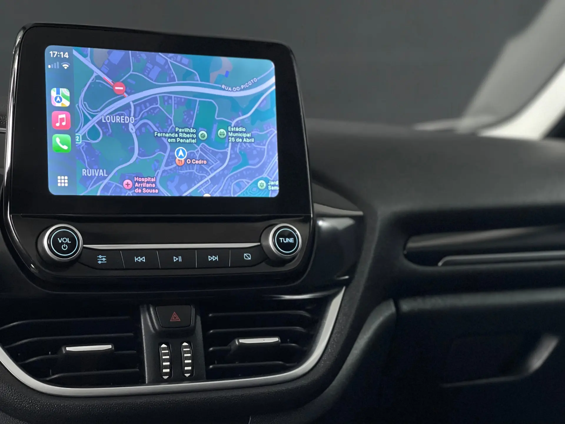 Ford Fiesta 1.1 Ti-VCT Business 6