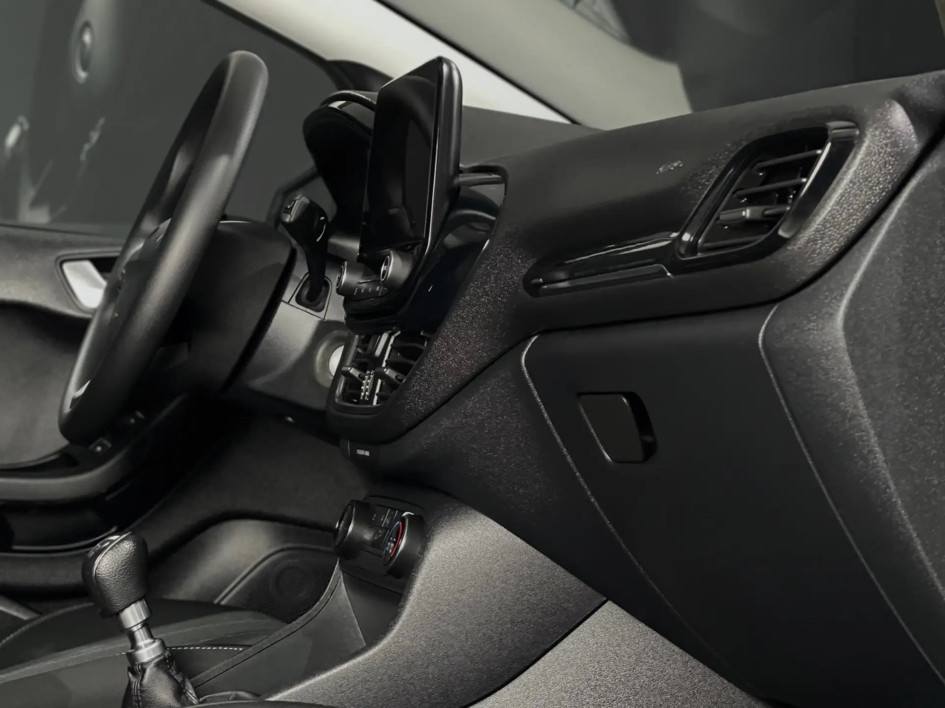 Ford Fiesta 1.1 Ti-VCT Business 8