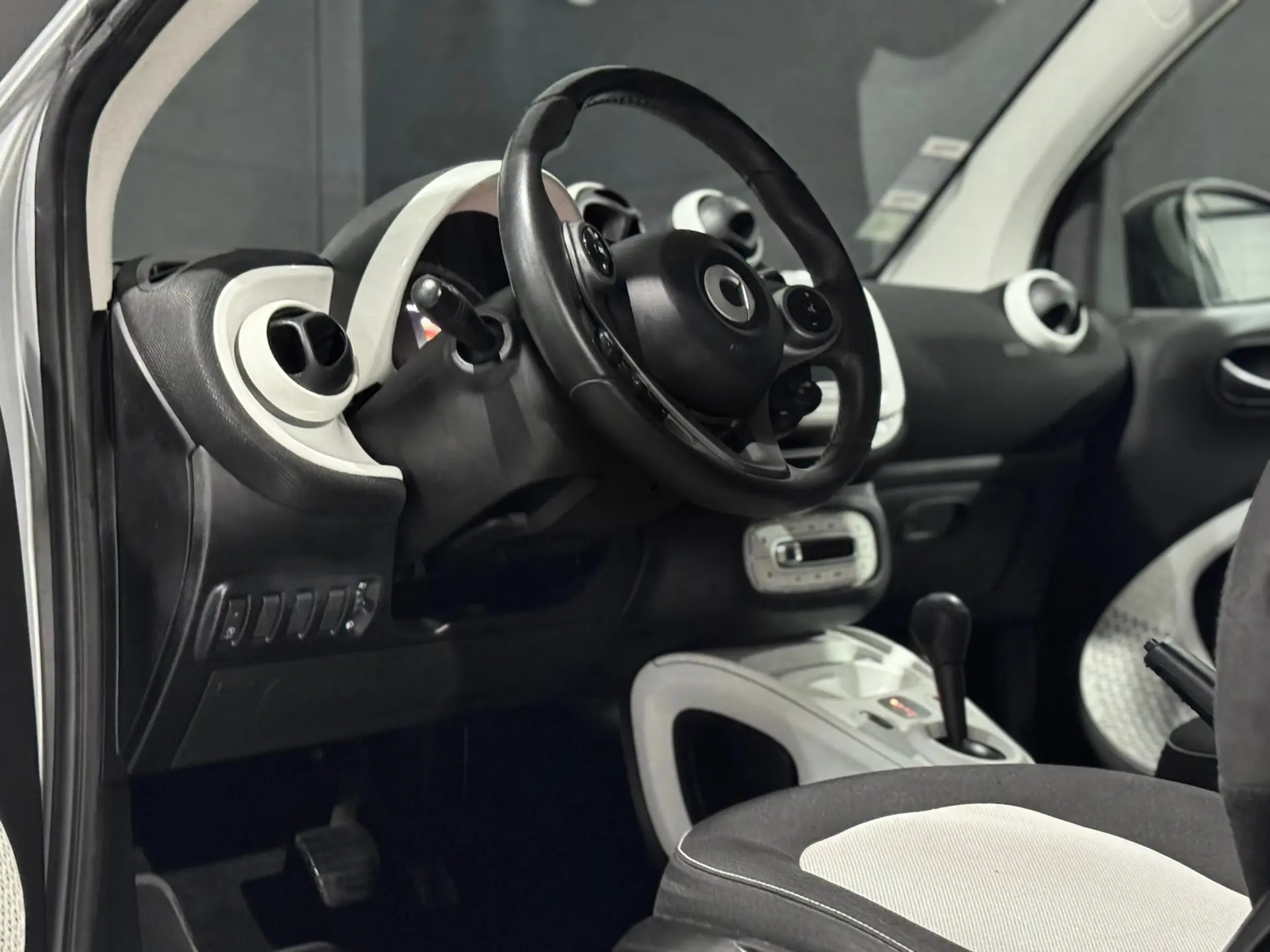 Smart ForTwo Coupé 0.9 Turbo Basis passion 2