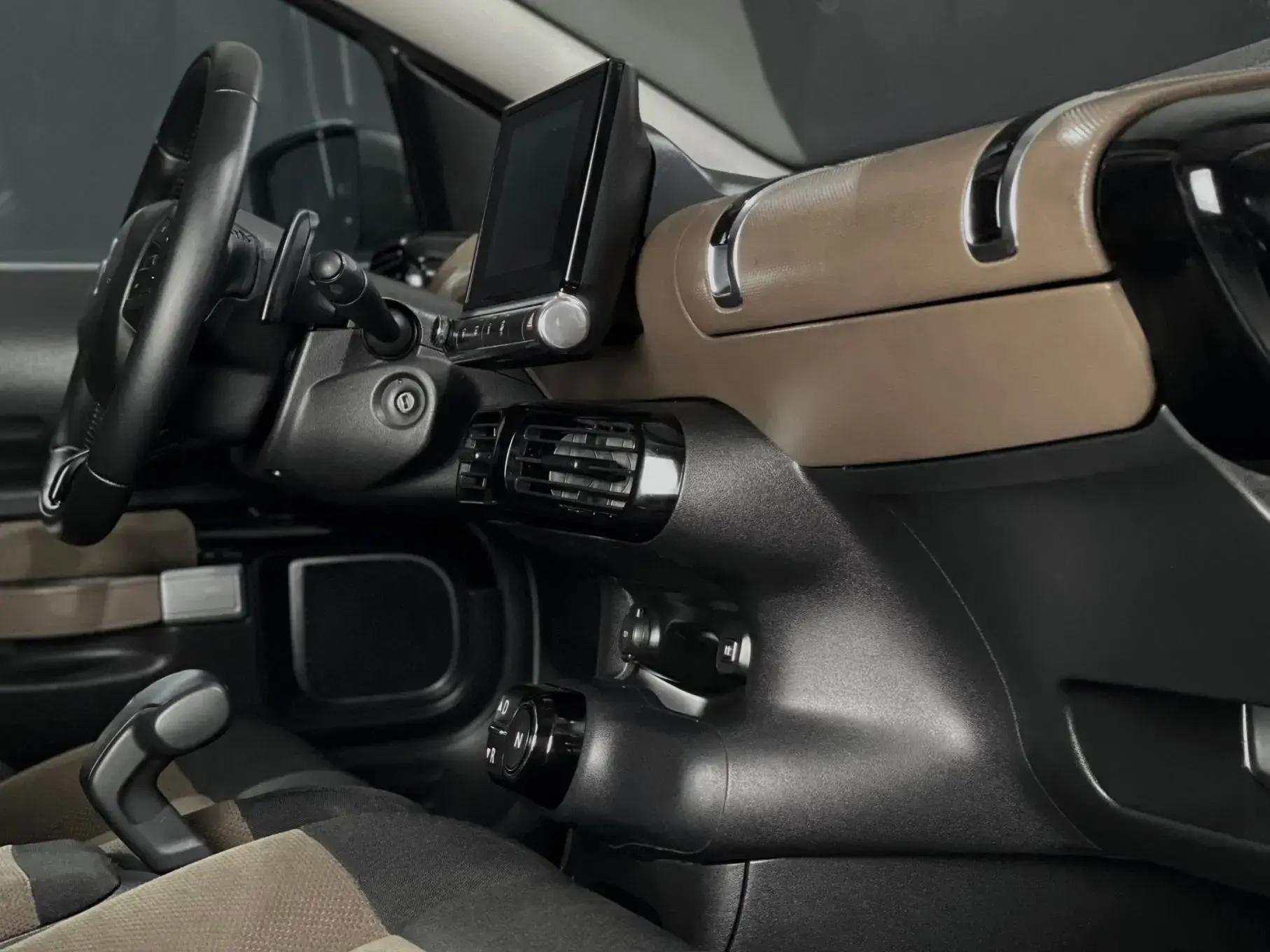 Citroën C4 Cactus 1.6 HDI ETG6 8