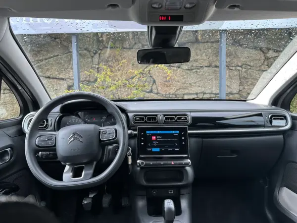 Citroën C3 1.2 PureTech Shine 15