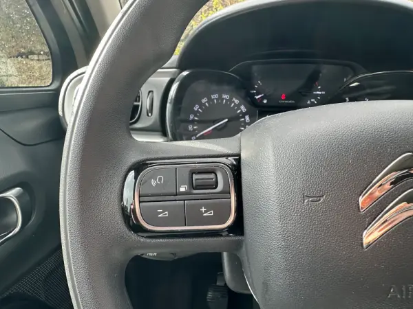 Citroën C3 1.2 PureTech Shine 18