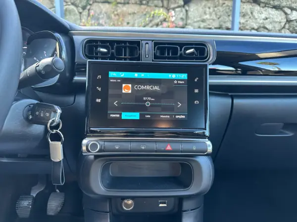 Citroën C3 1.2 PureTech Shine 16