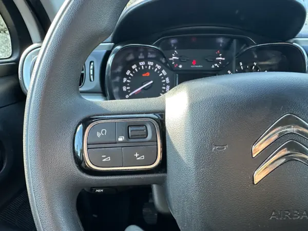 Citroën C3 1.2 PureTech Shine 17