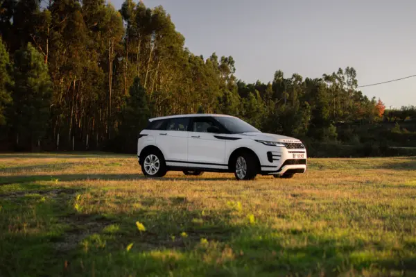Land Rover Range Rover Evoque 2.0 D150 AWD R-Dynamic Auto 21
