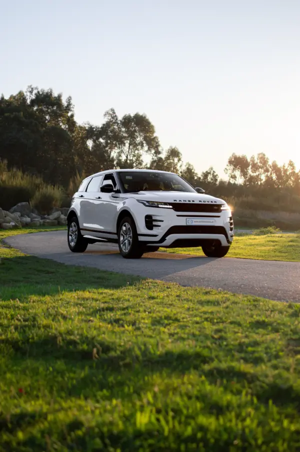 Land Rover Range Rover Evoque 2.0 D150 AWD R-Dynamic Auto 29