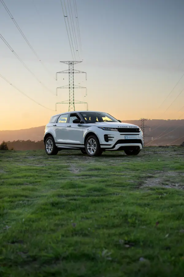 Land Rover Range Rover Evoque 2.0 D150 AWD R-Dynamic Auto 39