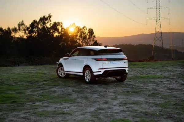 Land Rover Range Rover Evoque 2.0 D150 AWD R-Dynamic Auto 43