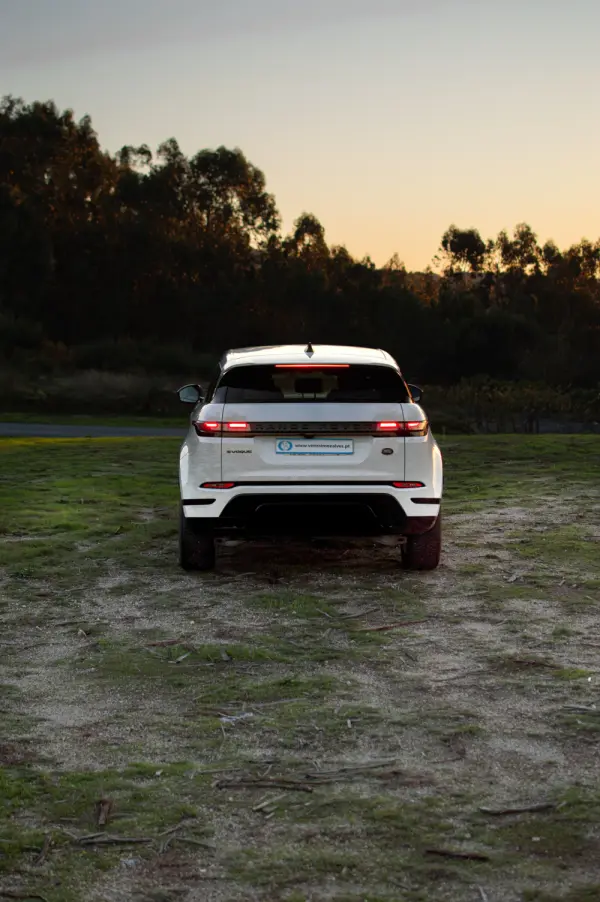 Land Rover Range Rover Evoque 2.0 D150 AWD R-Dynamic Auto 45