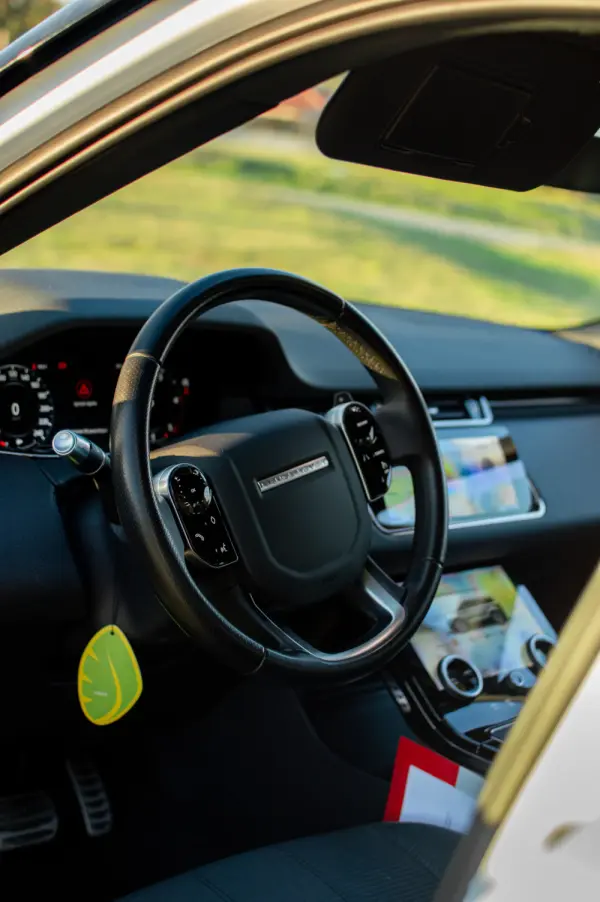 Land Rover Range Rover Evoque 2.0 D150 AWD R-Dynamic Auto 56